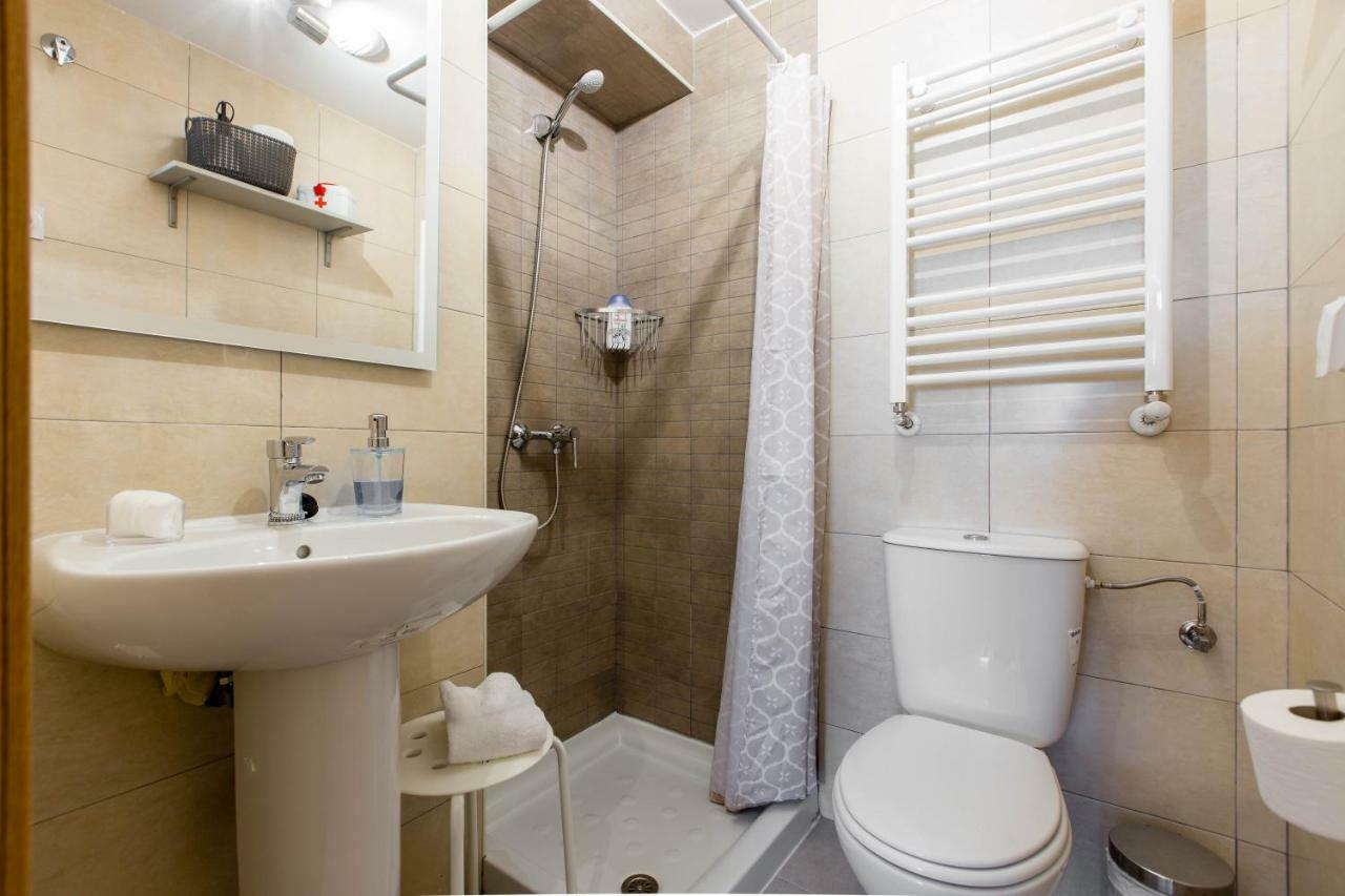 2 Habitaciones Apartamento Temporada En Lucero Μαδρίτη Εξωτερικό φωτογραφία